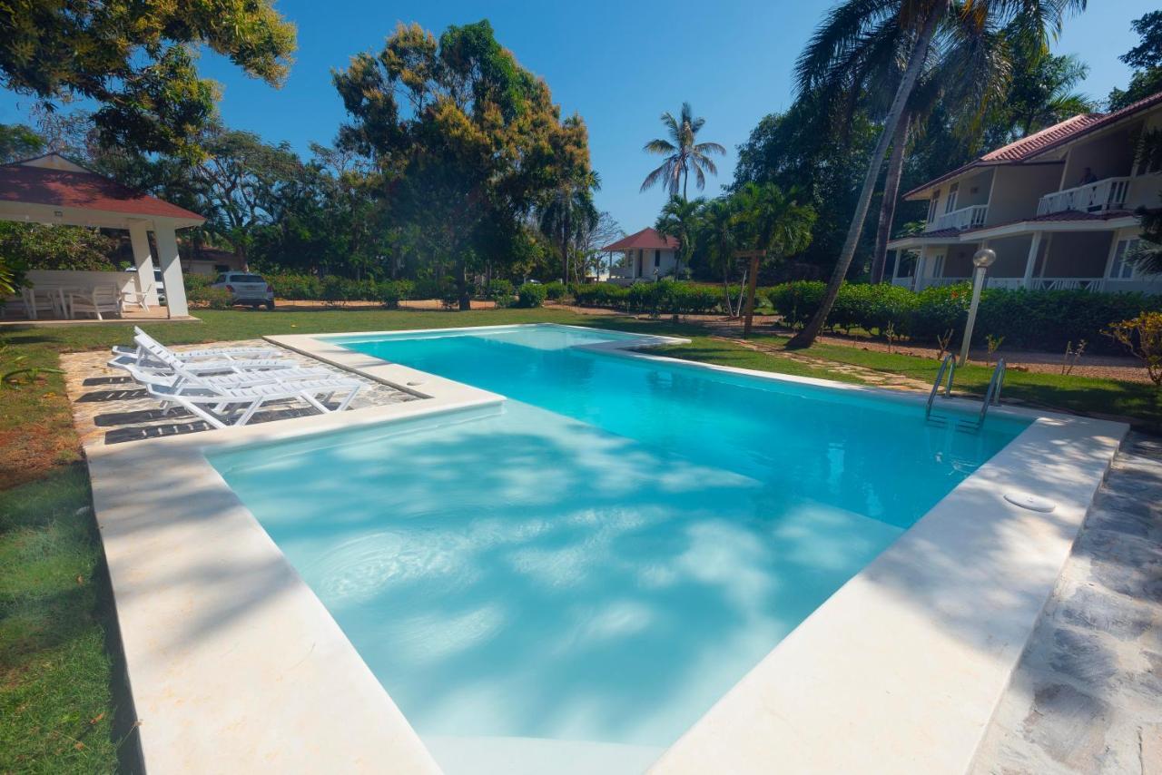 El Pelicano Apart-Hotel Las Galeras Dış mekan fotoğraf